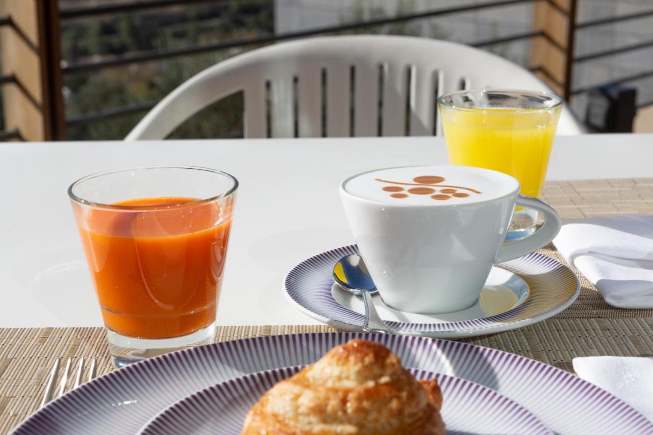 Cramim By Isrotel Exclusive Kiryat Anavim Exterior foto A typical breakfast in Spain